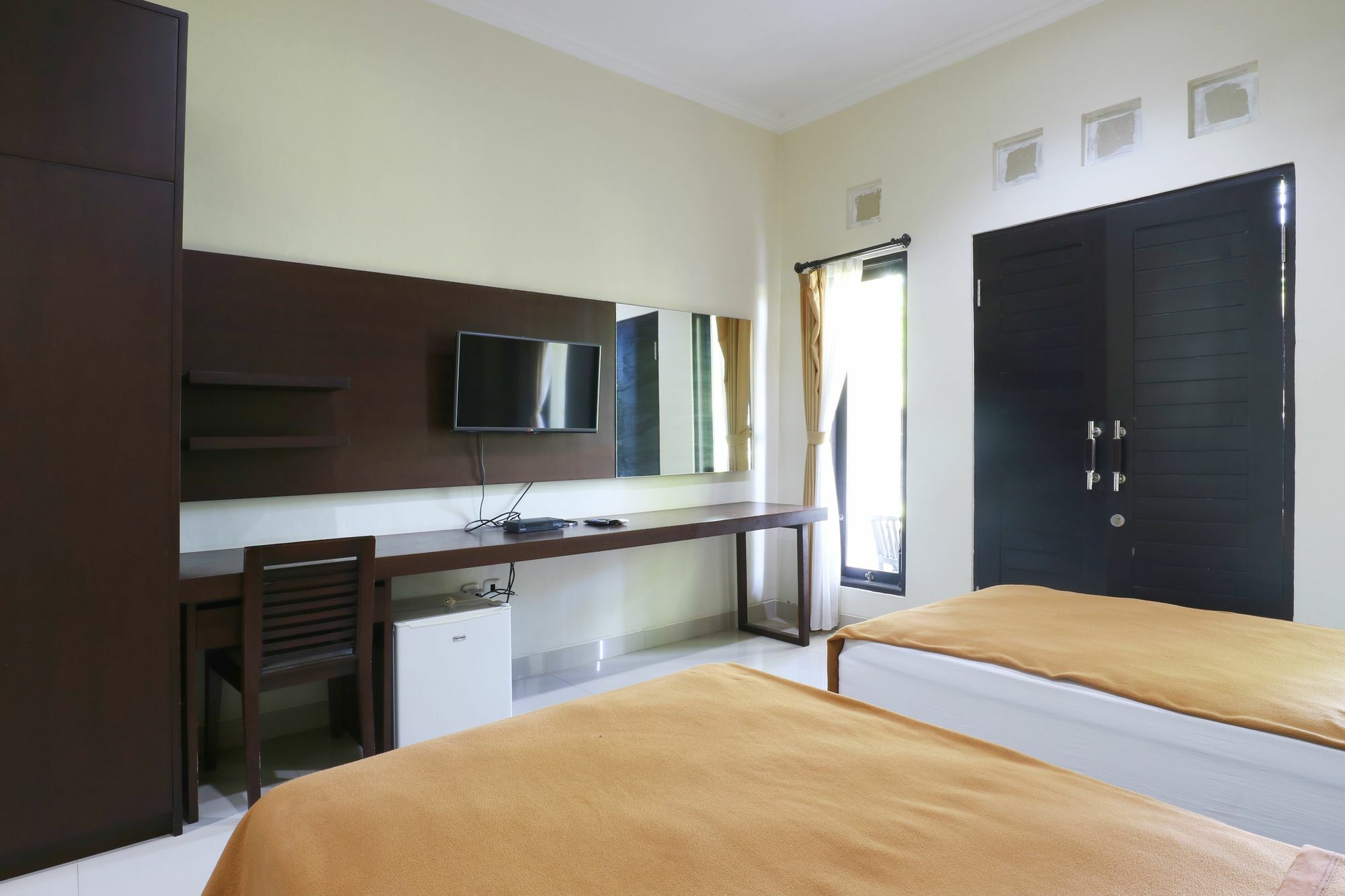Gm Lovina Hotel Exterior foto